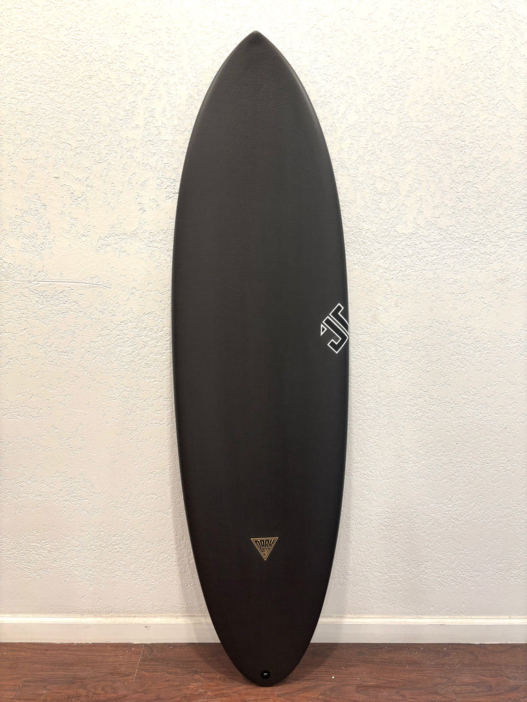 ティミーパターソンダークアーツcarbonボード。 Timmy patterson×New